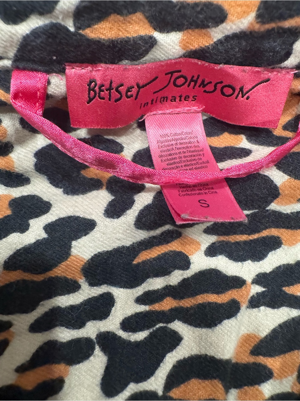 Betsey Johnson Leopard Print Pajama Set - 100% Cotton - Picture 6 of 6